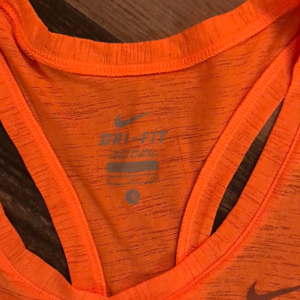 Nike tank - Picture 3 of 3